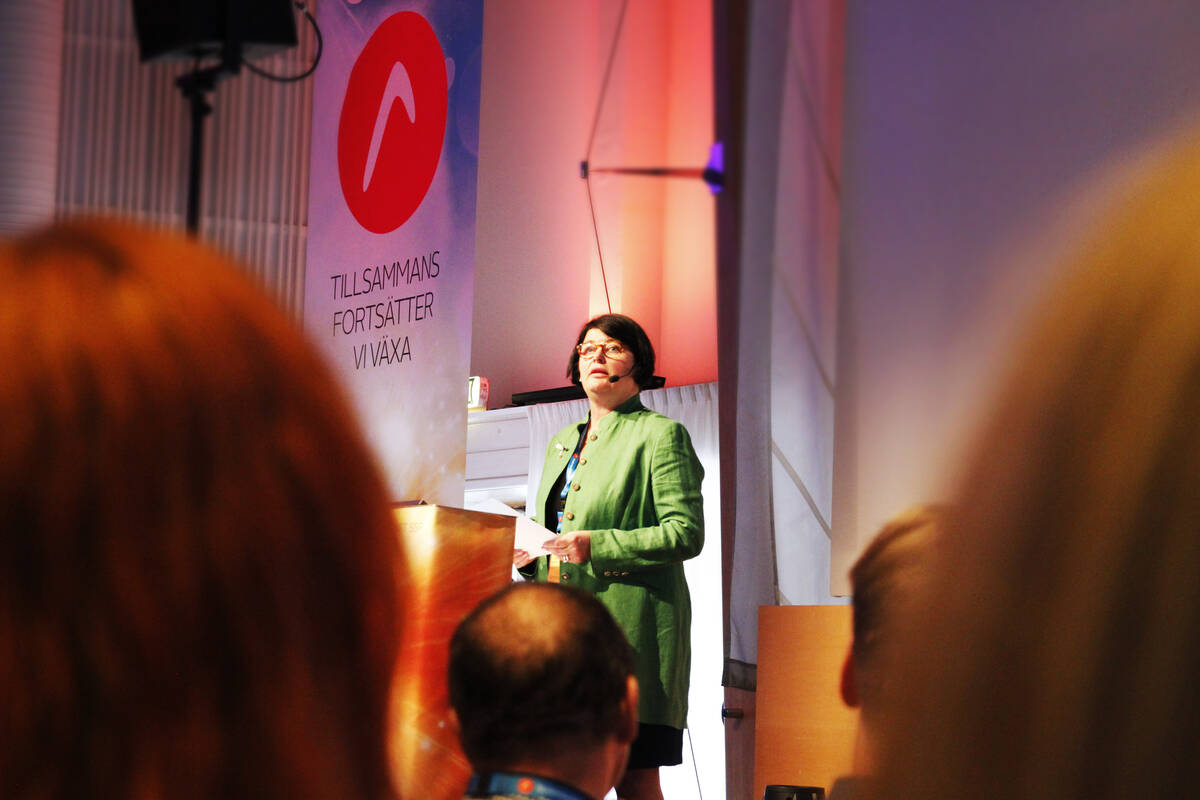 Heike Erkers i talarstol