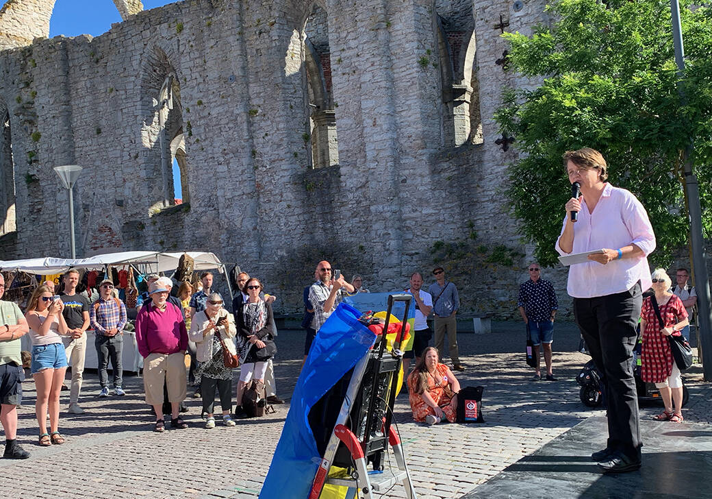 Manifestation I Almedalen Mot Rysslands Invasion Av Ukraina