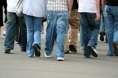 140178-teenagers-walking.jpg